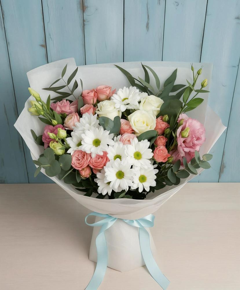Букет цветов из: Розы, Лизиантусы и Хризантемы в Чадане