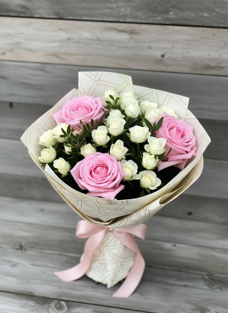 Букет цветов из: Розы в Чадане