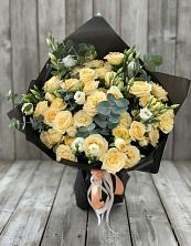 Букет цветов из:  Розы и Лизиантусы в Чадане