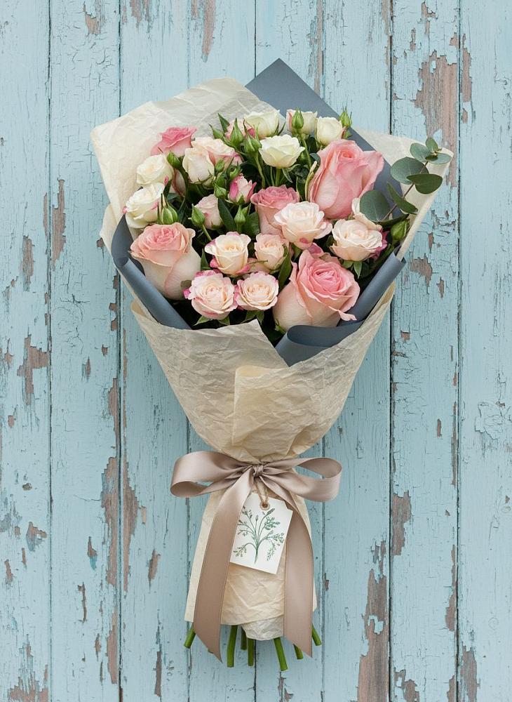 Букет цветов из: Розы в Чадане