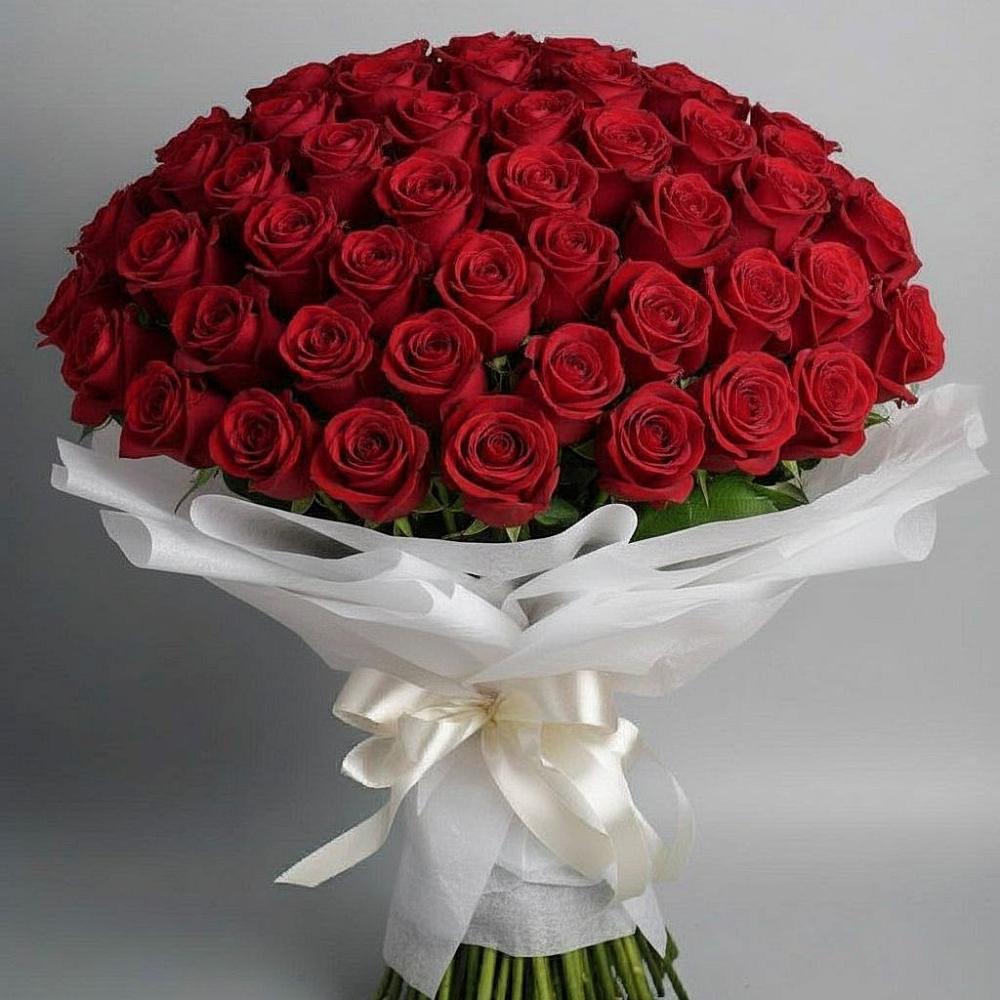 Букет 101 Красная роза Блэк Мэджик в Чадане