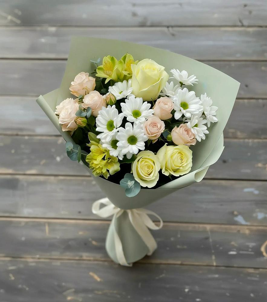 Букет цветов из: Альстромерии, Розы и Хризантемы в Чадане