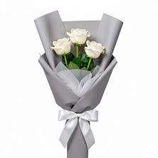 Букет 3 белые розы в Чадане