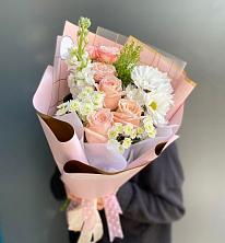 Букет цветов из:  Хризантемы и Розы в Чадане