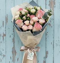 Букет цветов из:  Розы #REPLACE_PRED# Чадане