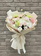 Букет цветов из:  Гвоздики, Розы, Лизиантусы и Хризантемы в Чадане