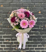 Букет цветов из:  Герберы и Хризантемы в Чадане