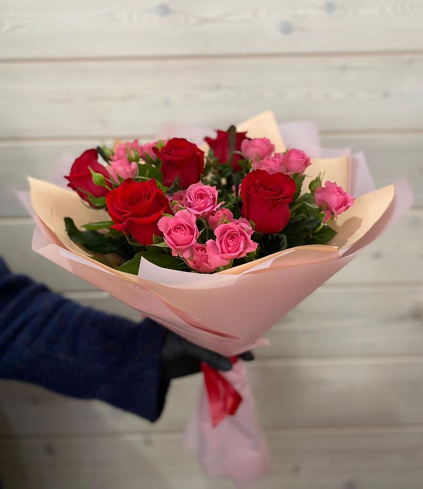 Букет цветов из: Розы в Чадане